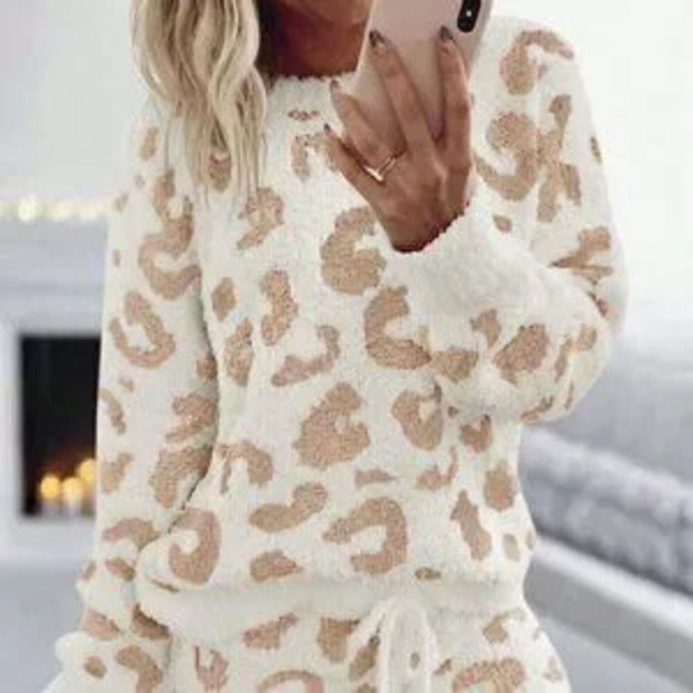 Khaki Casual Women's Leopard Pattern Drop Shoulder Sweater & Drawstring Shorts